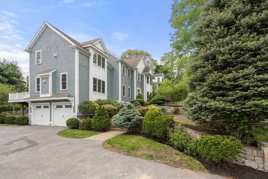 19 Dunedin Rd, Wellesley, MA 02481 - #3