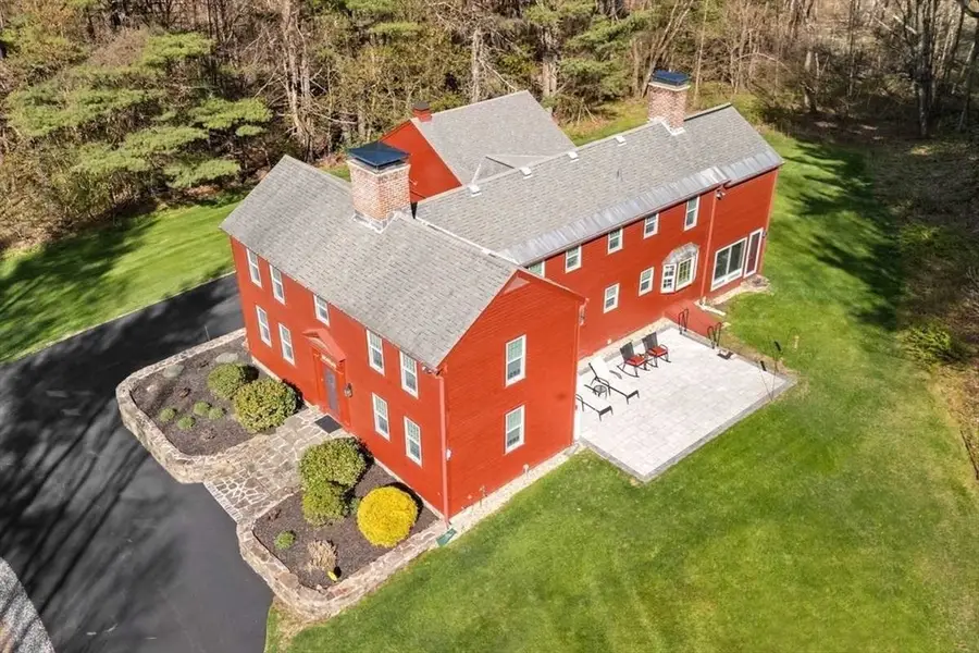 9 Bay Path Dr, Boylston, MA 01505 - #3