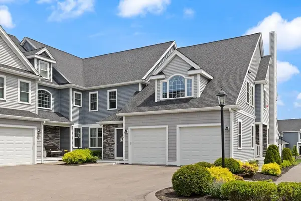 80 Lebaron Blvd #4, Lakeville, MA 02347