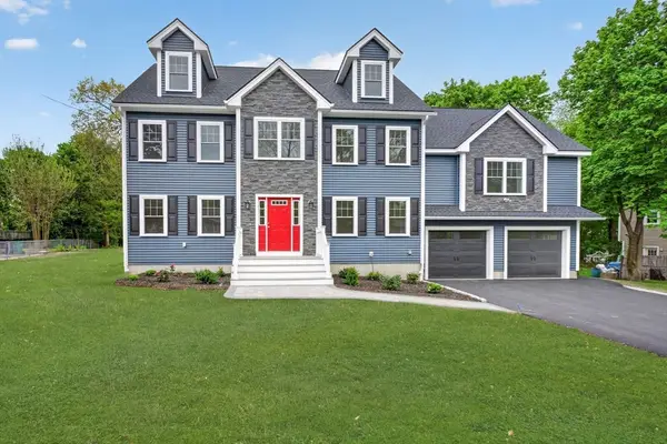 16 Skyline Dr, Billerica, MA 01821