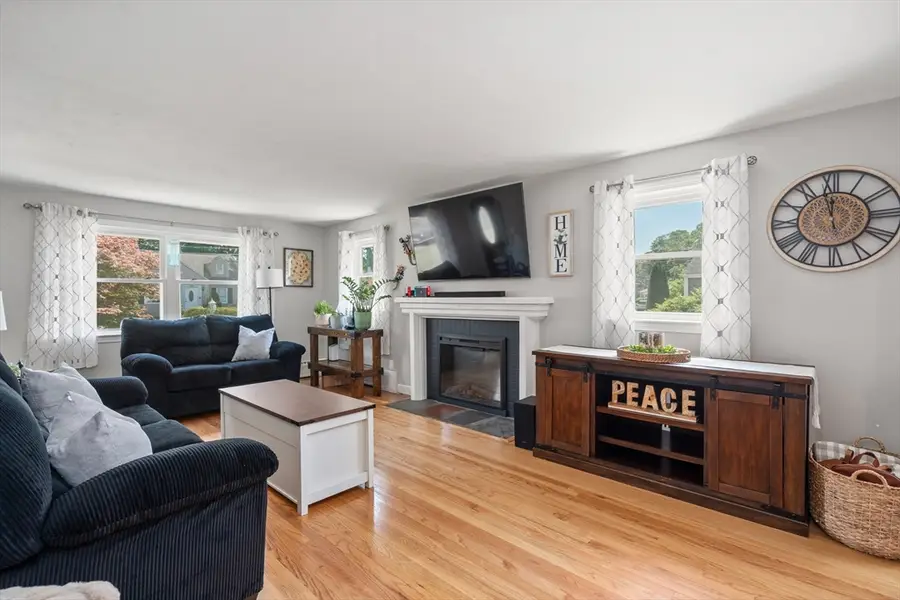 100 Norris St, Agawam Town, MA 01030 - #3