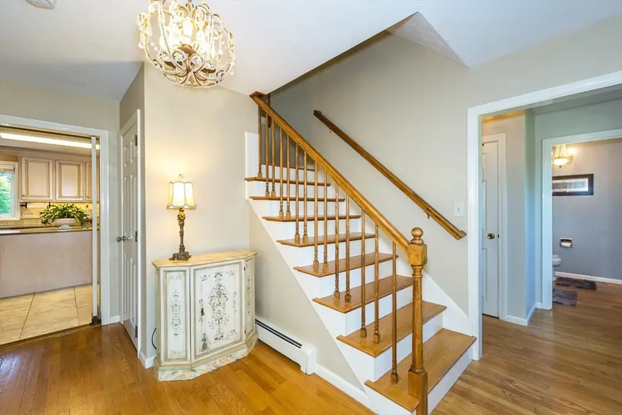 157 Rolling Meadow Dr, Holliston, MA 01746 - #3