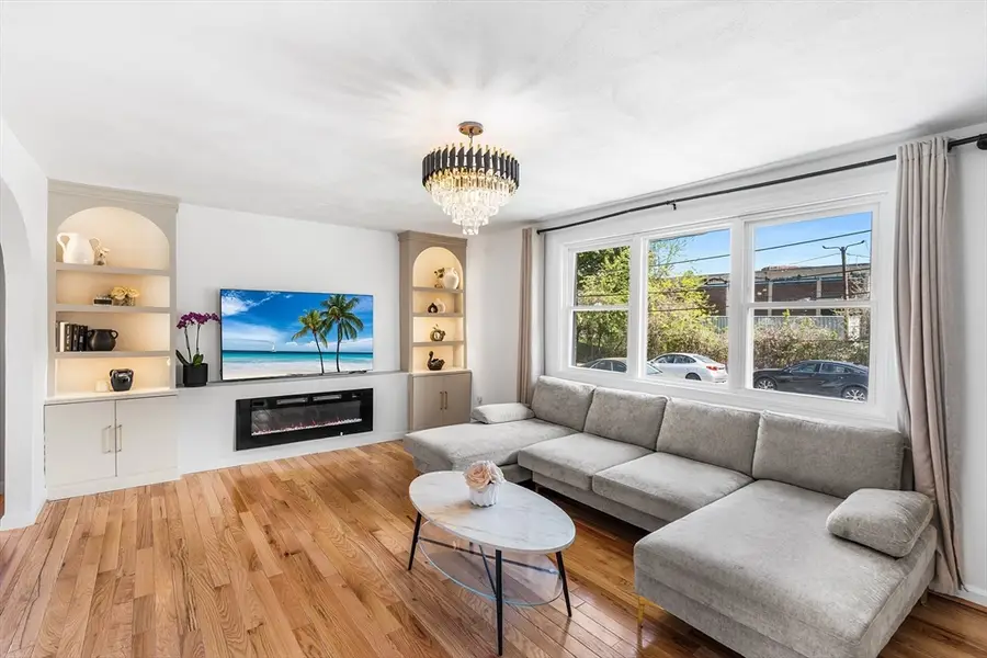 15 Fensmere Rd, Boston, MA 02132 - #2