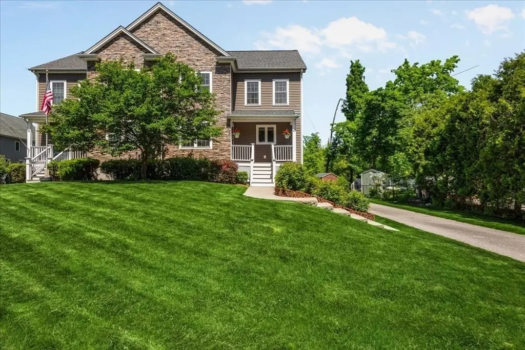 6 Lincoln Ave #6, Plainville, MA 02762 - #1