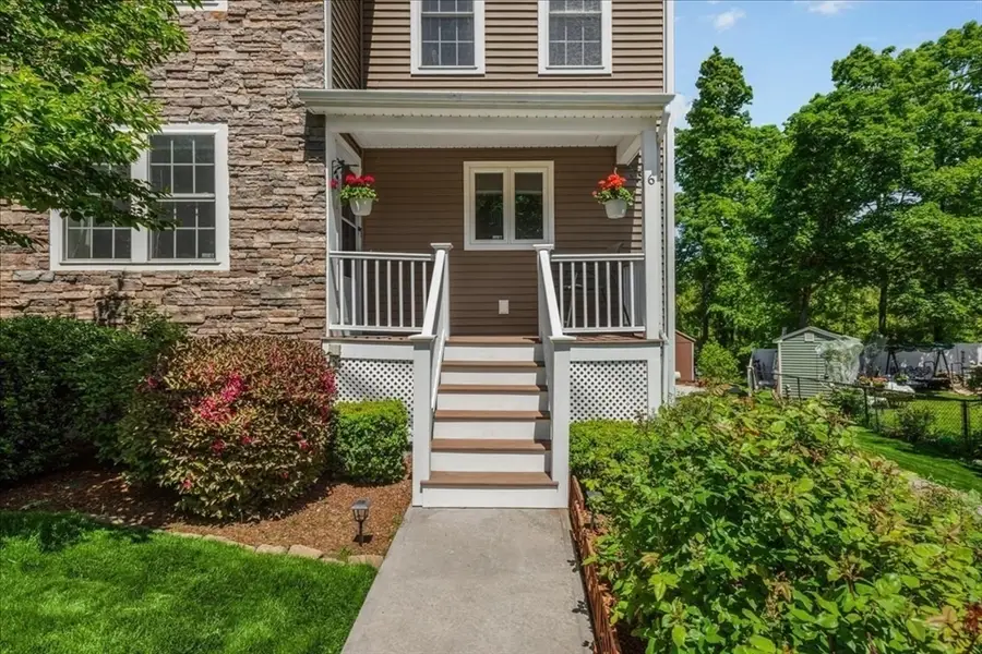 6 Lincoln Ave #6, Plainville, MA 02762 - #3