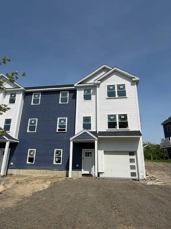 3 Doris Drive, Chelmsford, MA 01863