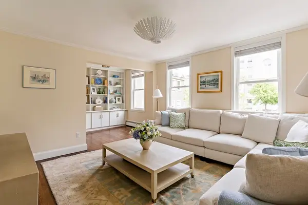 30 Cross St #2, Boston, MA 02129