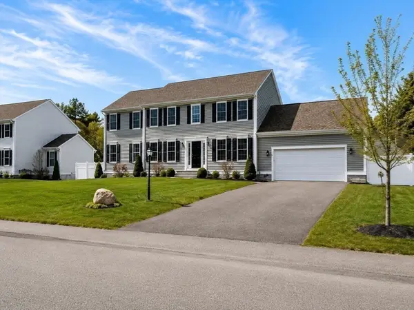 52 Oldfield Rd, Bridgewater, MA 02324