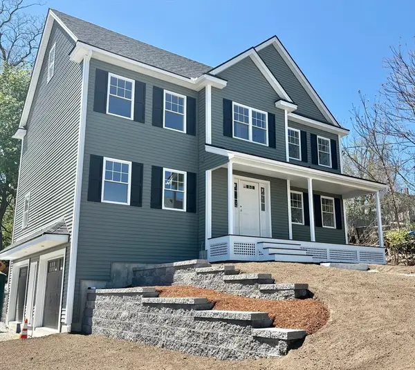 8 Country Lane, Billerica, MA 01821