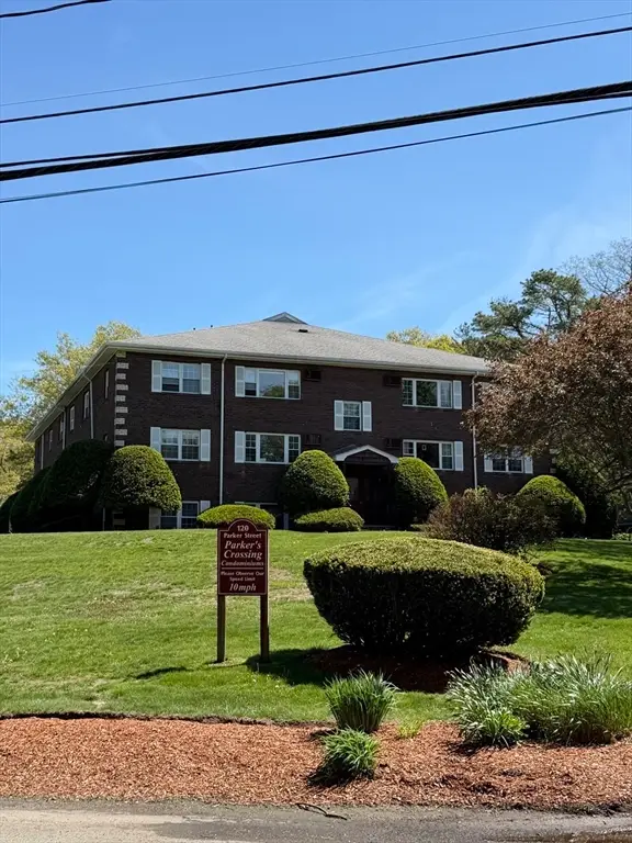 120 Parker St #15, Acton, MA 01720