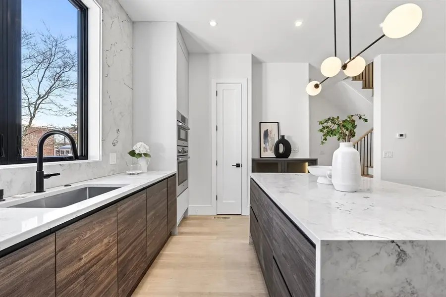 10 Pennsylvania Ave #10, Newton, MA 02461 - #3