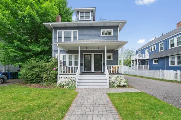 105-107 Adena Rd #105, Newton, MA 02465