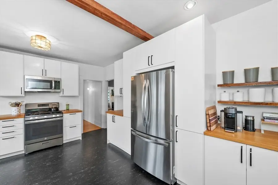 105-107 Adena Rd #105, Newton, MA 02465 - #3