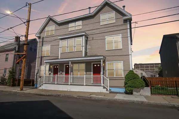 24 Harris St #A, Peabody, MA 01960