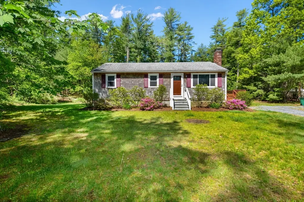 65 Chapel Street, Pembroke, MA 02359 - #1