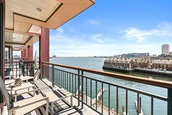 40 Battery St #306, Boston, MA 02109