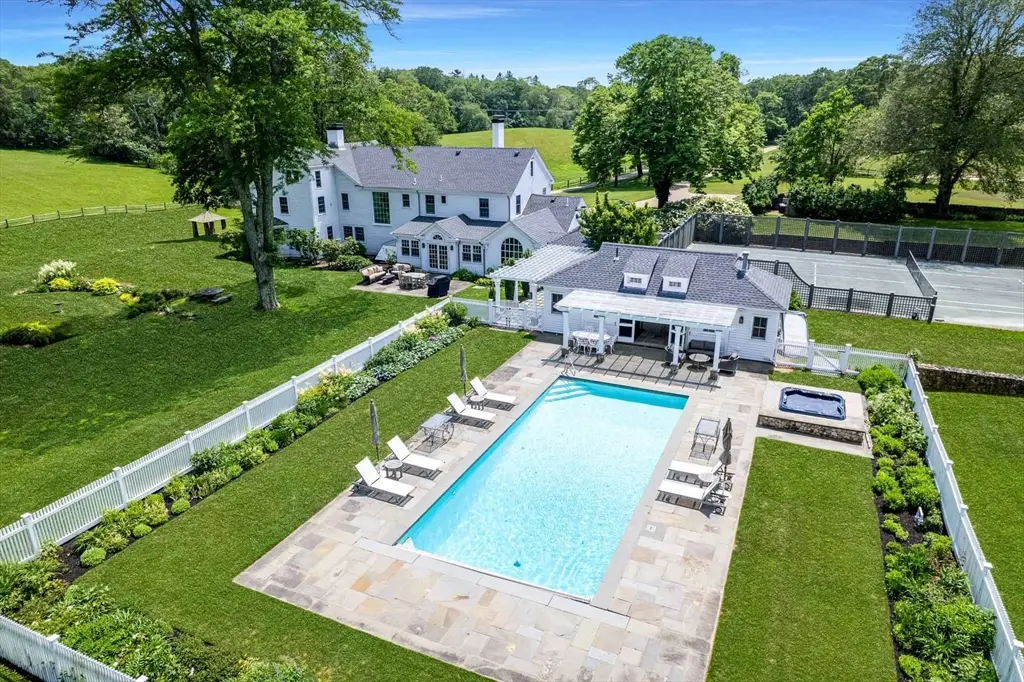 31 Lambert's Cove Rd., Tisbury, MA 02568 - #1