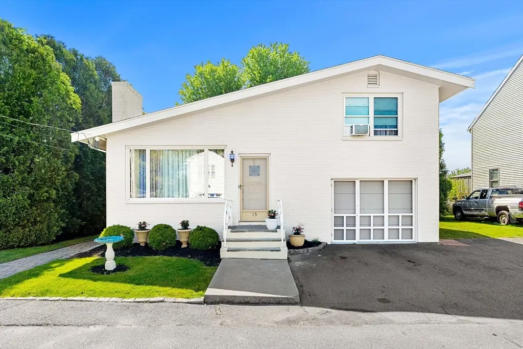 15 Barnes Circle, Salem, MA 01970 - #1