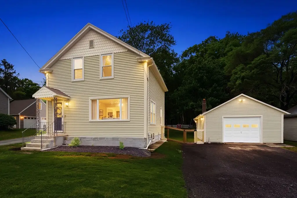 235 Union St, Northbridge, MA 01588 - #1
