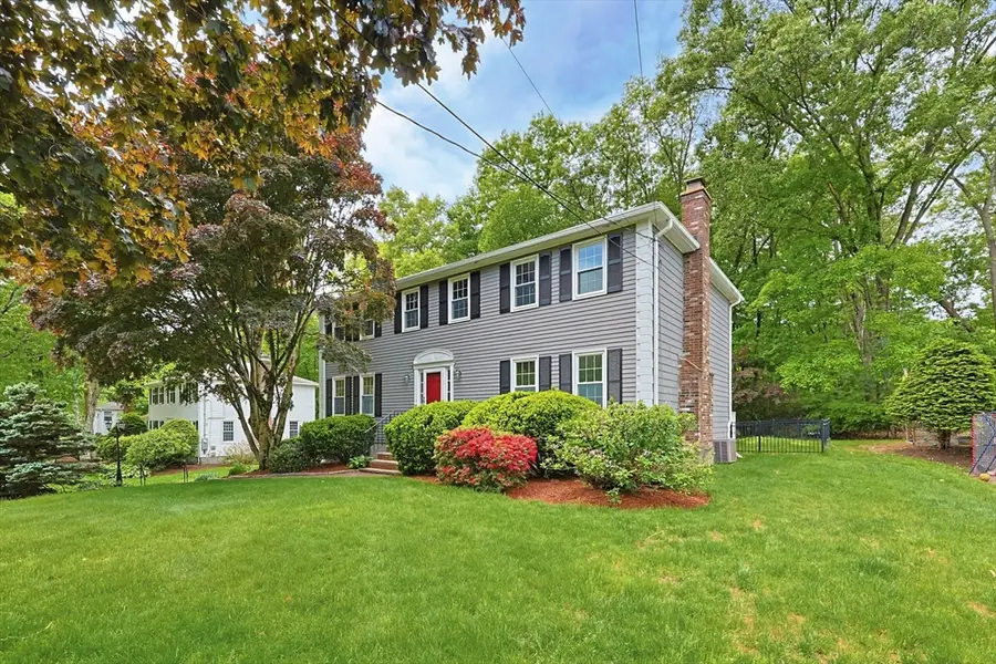 7 Cahill Park Dr, Framingham, MA 01702 - #2