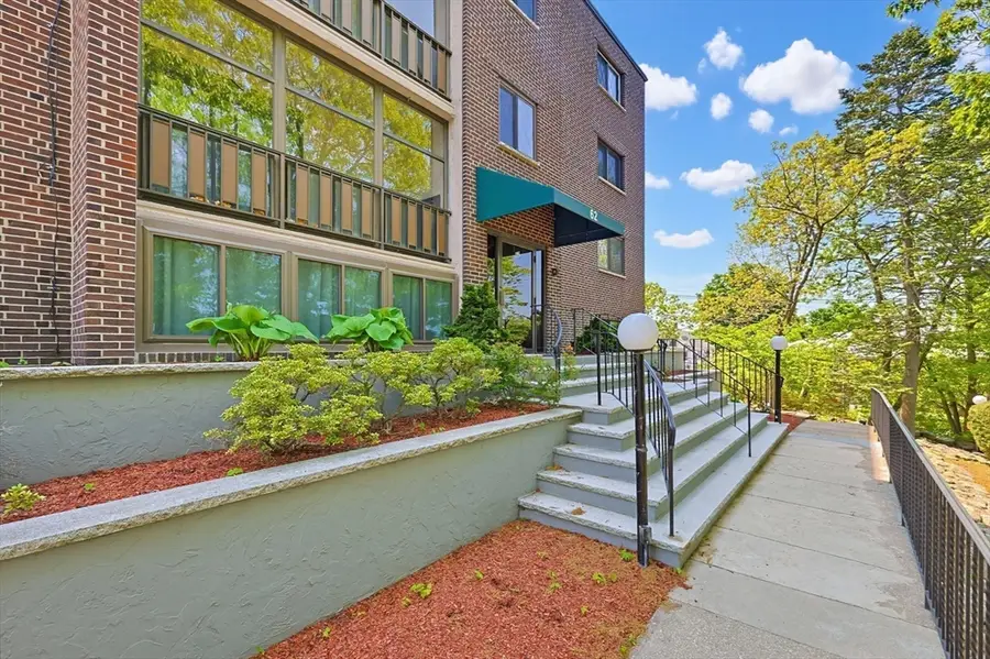 62 South St #1A, Quincy, MA 02169 - #2