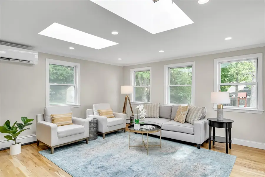 7 Oakridge Ave, Natick, MA 01760 - #3