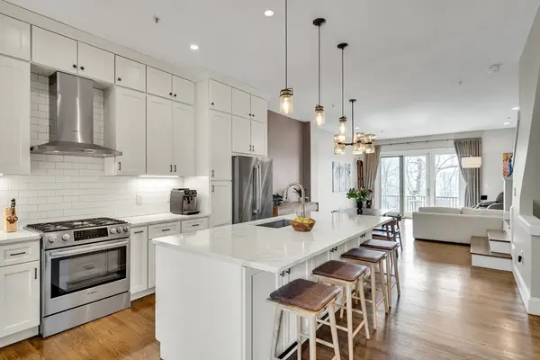 29 Weston #29, Somerville, MA 02144
