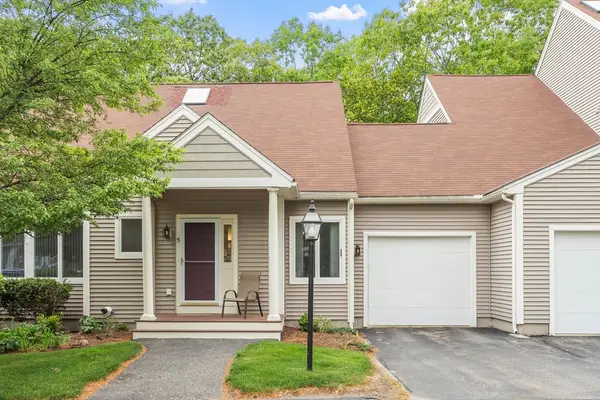 5 Vine Brook Way #5, Woburn, MA 01801