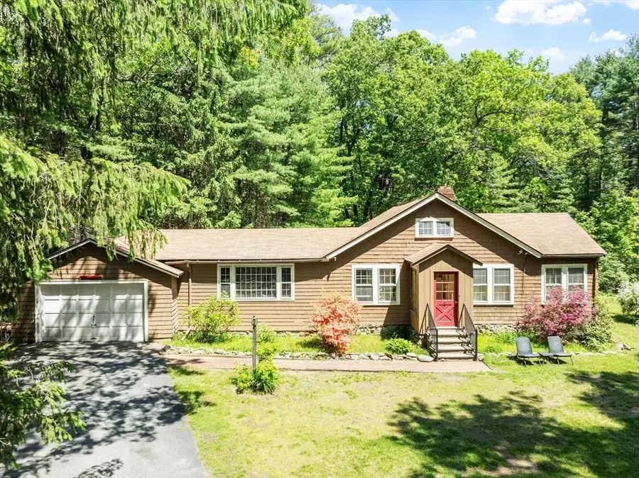 38 Rutland St, Carlisle, MA 01741 - #2
