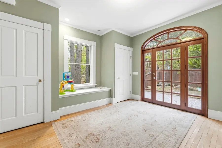 17 Wellesley Street, Weston, MA 02493 - #3