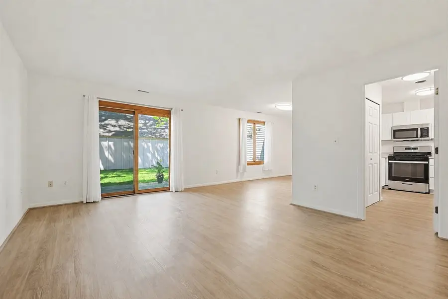 26 Concord Greene #3, Concord, MA 01742 - #3