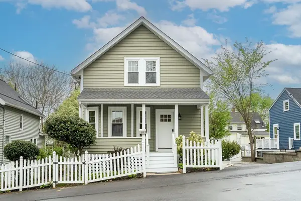 20 Riverview St, Dedham, MA 02026