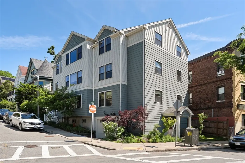1 Sylvia St #3, Boston, MA 02130 - #1