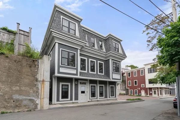 57 Pitman St #2A, Somerville, MA 02143