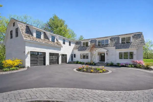 10 Hitching Post Lane, Weston, MA 02493