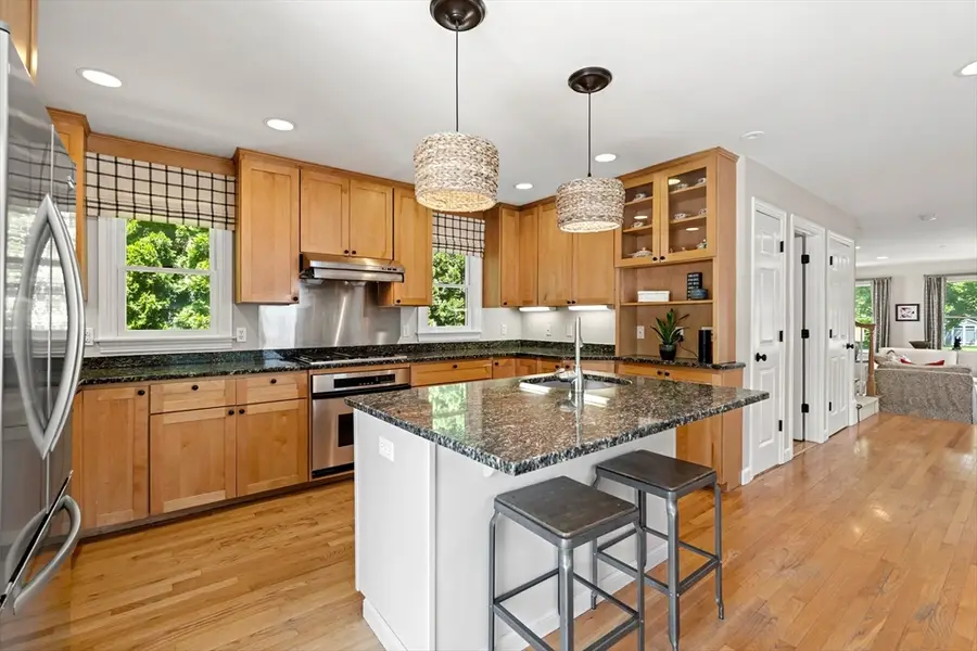 17 Fenmere Avenue, Wellesley, MA 02482 - #3