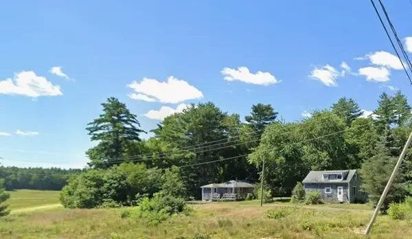 16-16R Indian Street, Carver, MA 02330