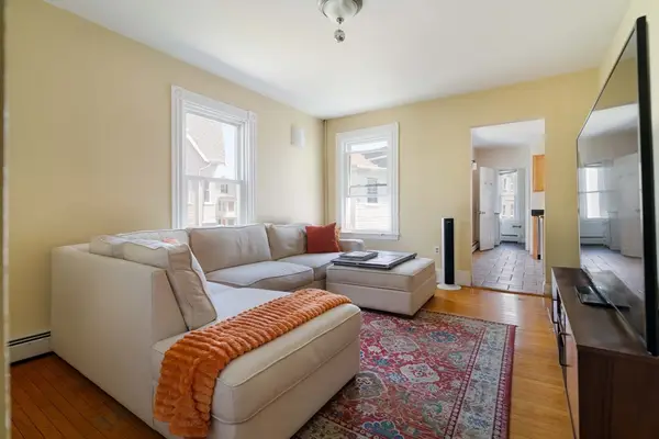 5 Essex St, Somerville, MA 02145