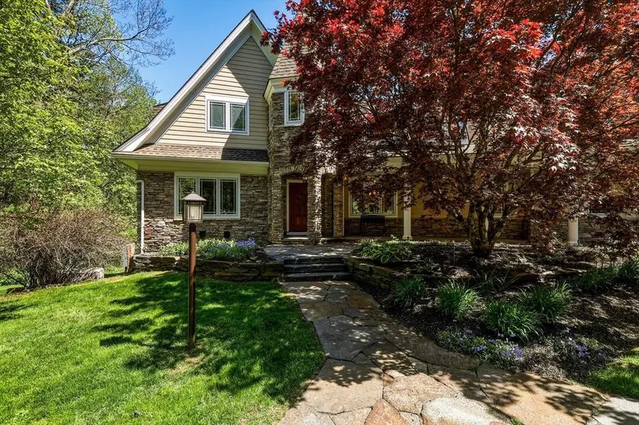 422 Park Hill Rd, Northampton, MA 01062 - #3