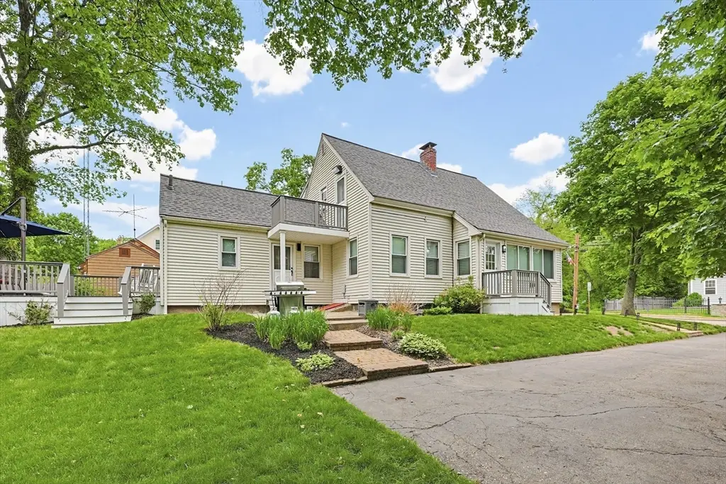266 N Franklin St, Holbrook, MA 02343 - #1