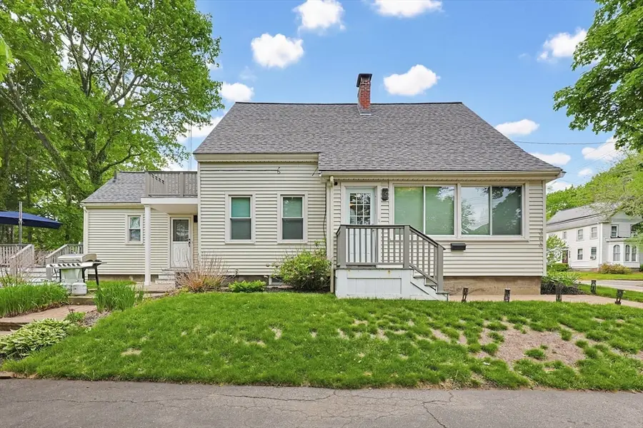 266 N Franklin St, Holbrook, MA 02343 - #2