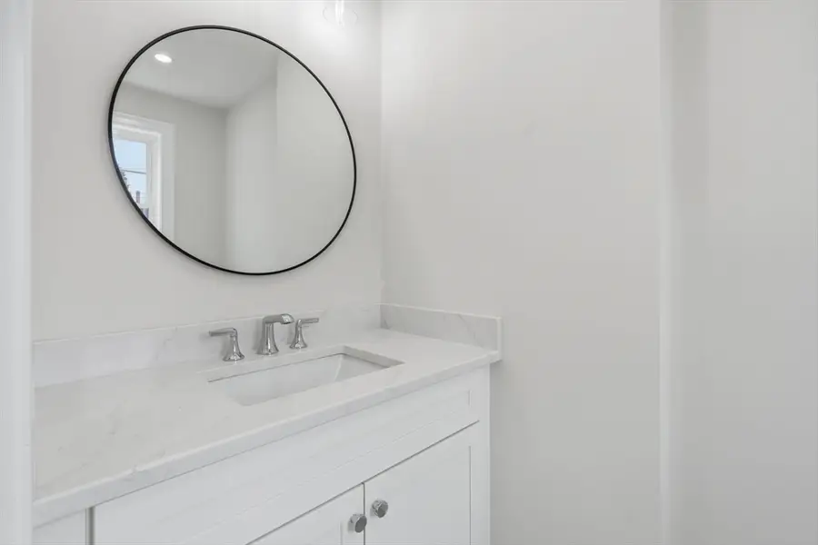 11 Washington Street #M, Ipswich, MA 01938 - #3