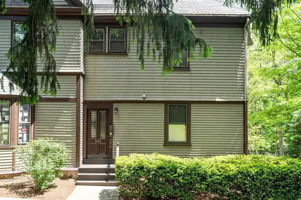 1010 Centre #5, Boston, MA 02130