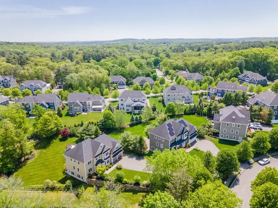 2 Hunters Ln, Natick, MA 01760 - #2