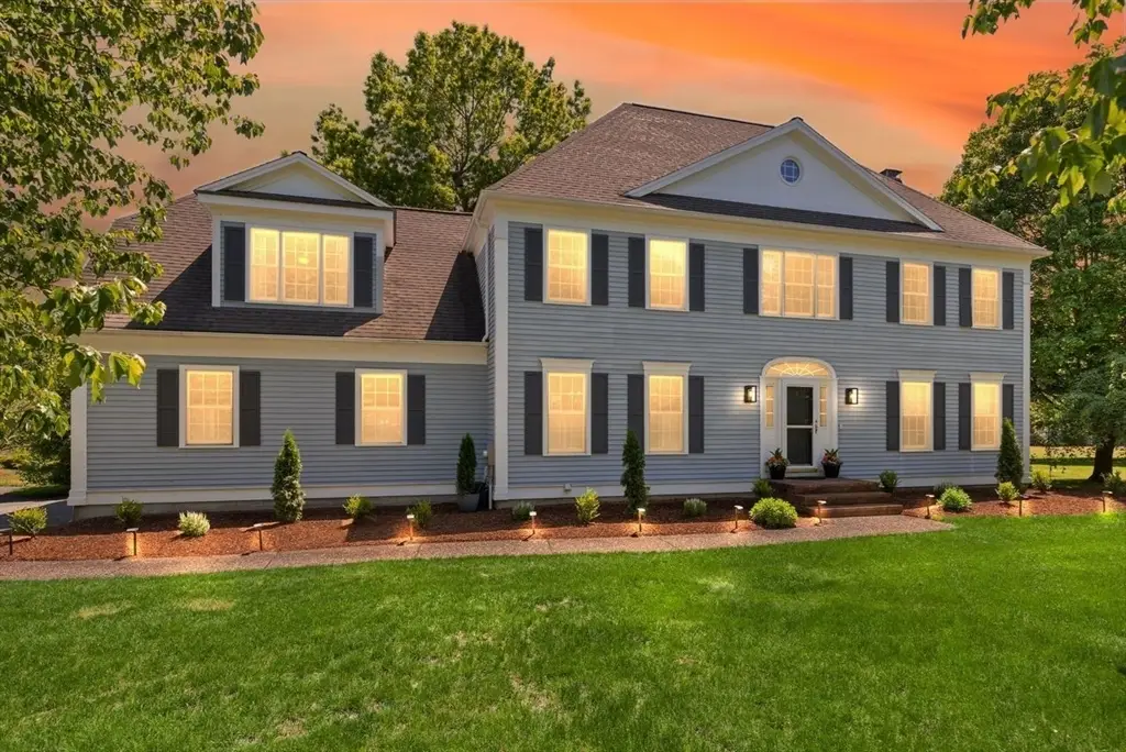 9 Bragg Rd, Foxboro, MA 02035 - #1