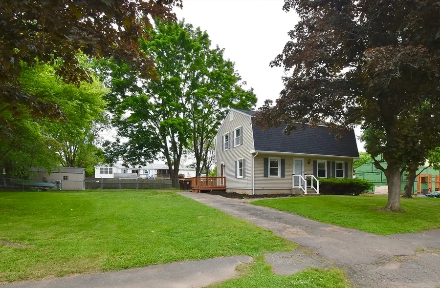 22 Hunting Ln, Agawam, MA 01001 - #3