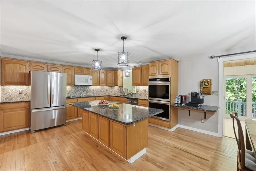7 Hartwell Rd, North Oxford, MA 01537 - #3