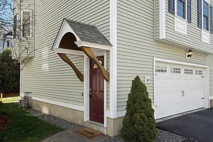 118 Smith St #3, Lowell, MA 01851 - #3