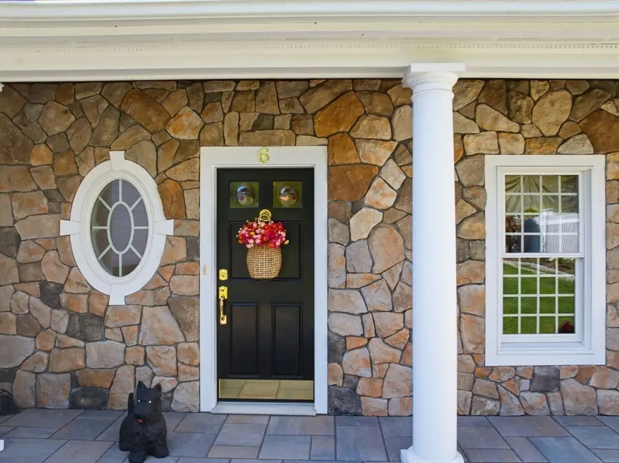 6 Church St, Grafton, MA 01519 - #3