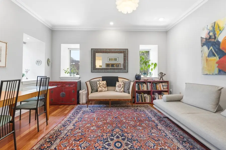 2 Clarendon St #301, Boston, MA 02116 - #3